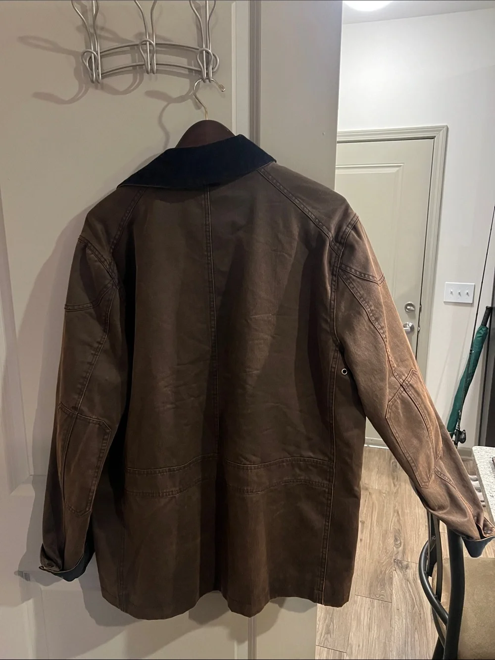 Legendary Whitetails Brown Field Jacket with Dark Contrast Collar
